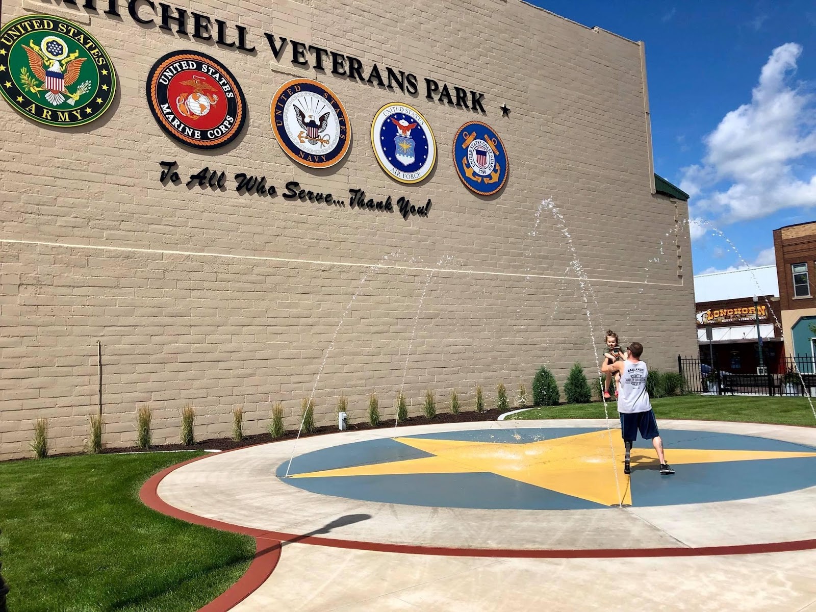 Mitchell Veterans Memorial Park cemetery grounds and headstones
