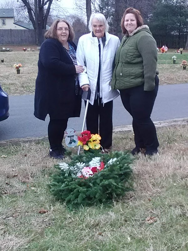 Monmouth Memorial Park grounds