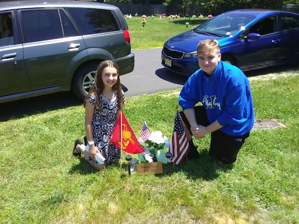 Monmouth Memorial Park grounds