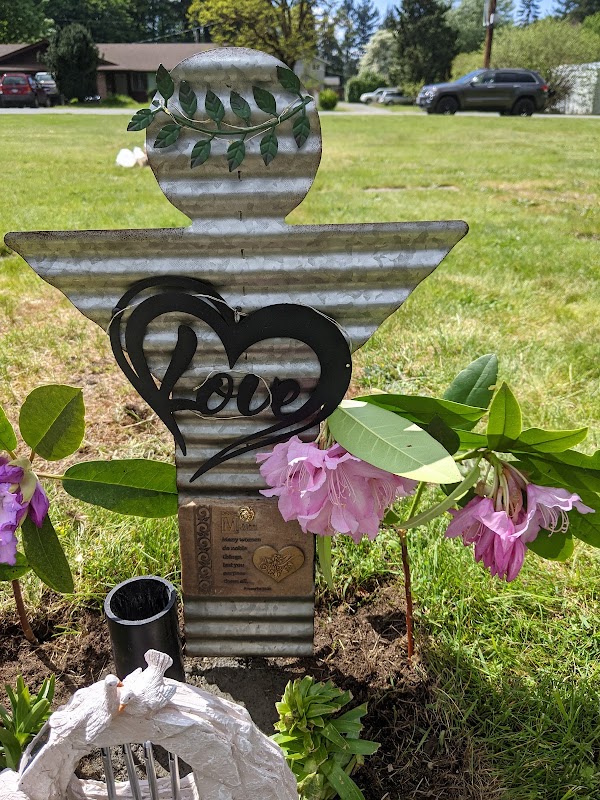 Monroe Memorial Park grounds