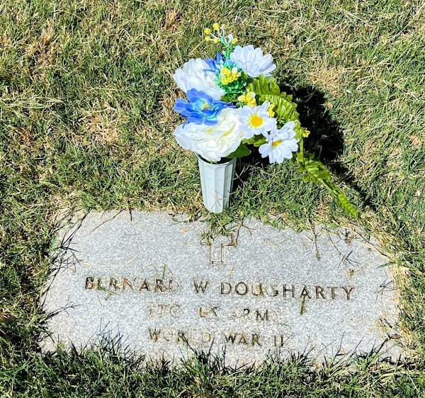 Monte Vista Cemetery grounds