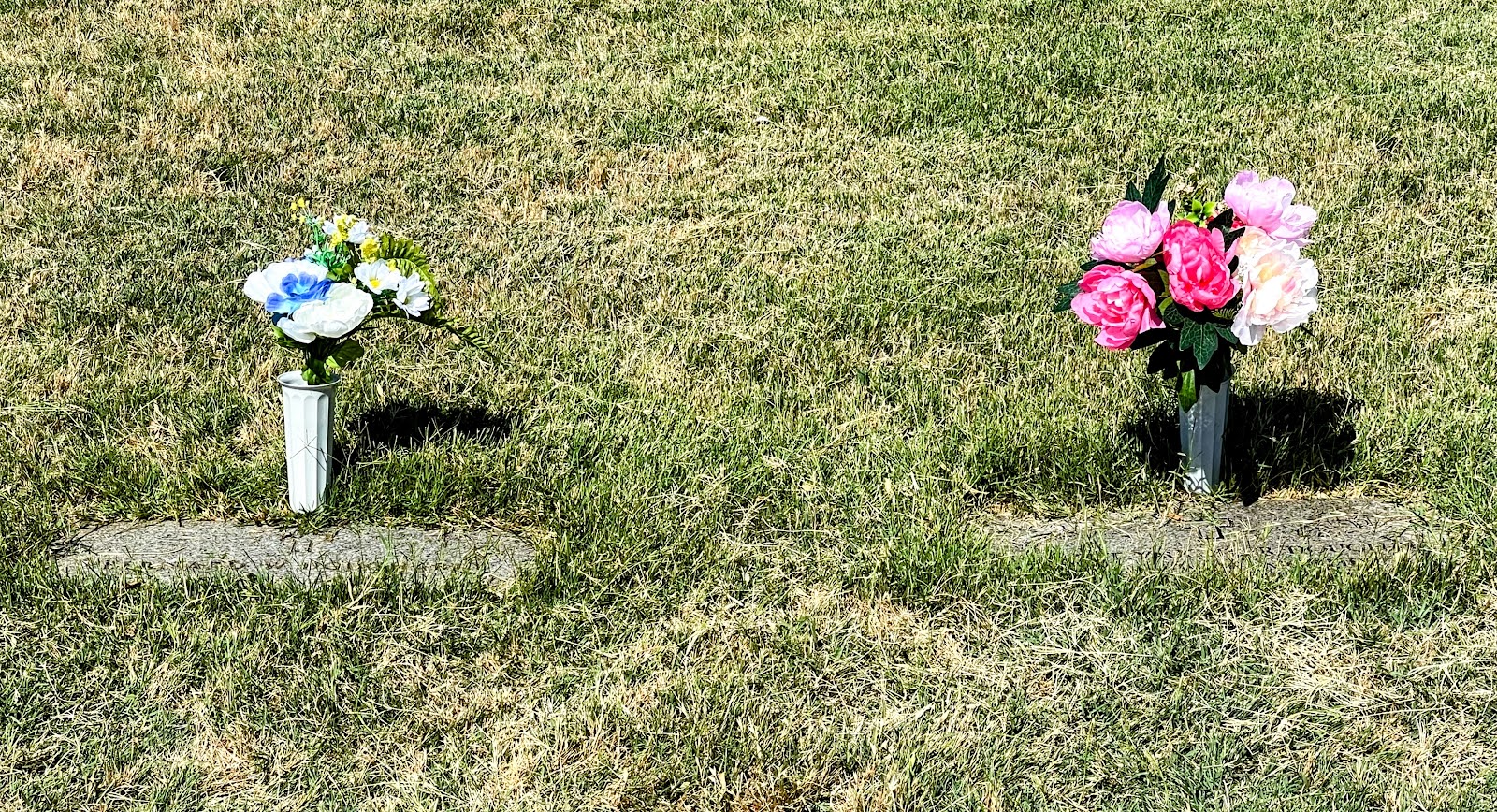 Monte Vista Cemetery headstone and grounds