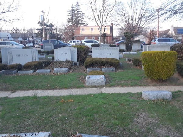 Montefiore Cemetery grounds