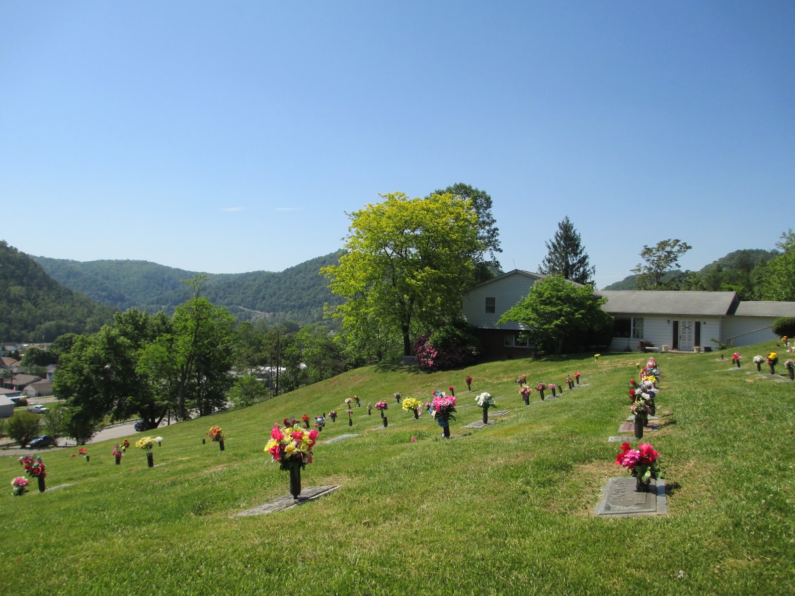 Montgomery Memorial Park cemetery grounds and headstones