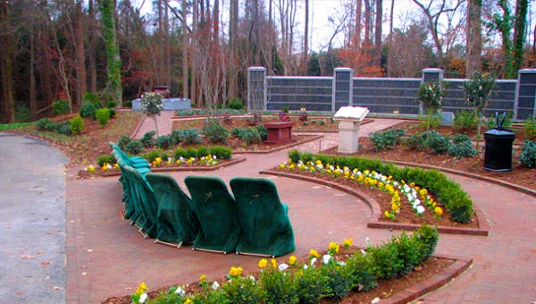 Montlawn Memorial Park, Funeral Home & Cremations grounds