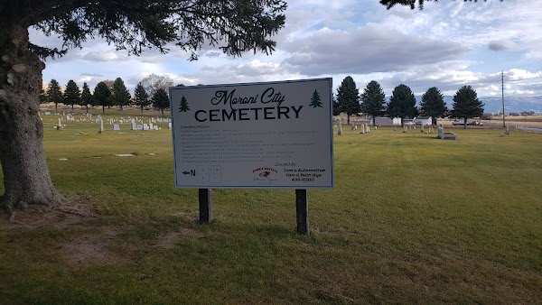 Moroni City Cemetery grounds