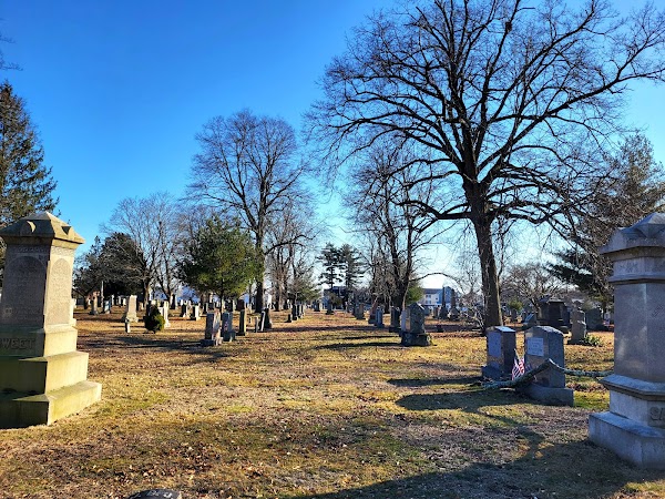 Moshassuck Cemetery grounds