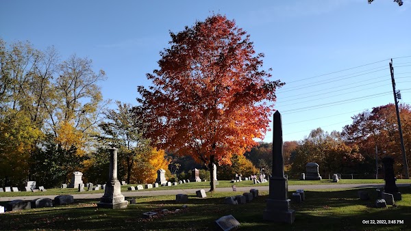 Mound Cemetery grounds