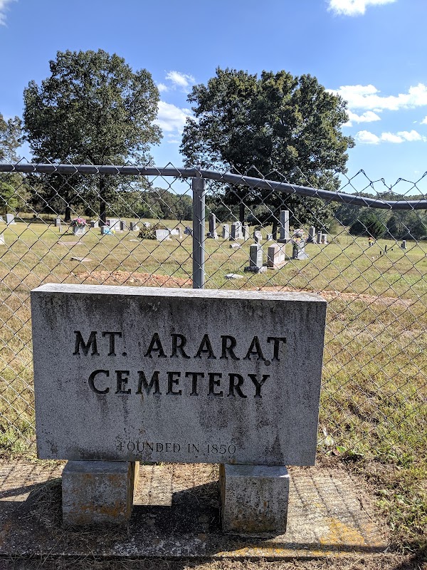 Mount Ararat Cemetery - Topaz County, Cabool Missouri grounds