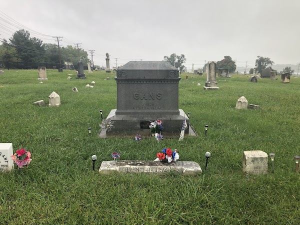 Mount Auburn Cemetery grounds