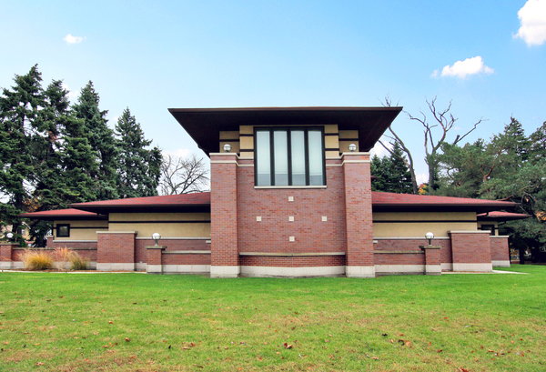Mount Auburn Funeral Home & Cemetery grounds