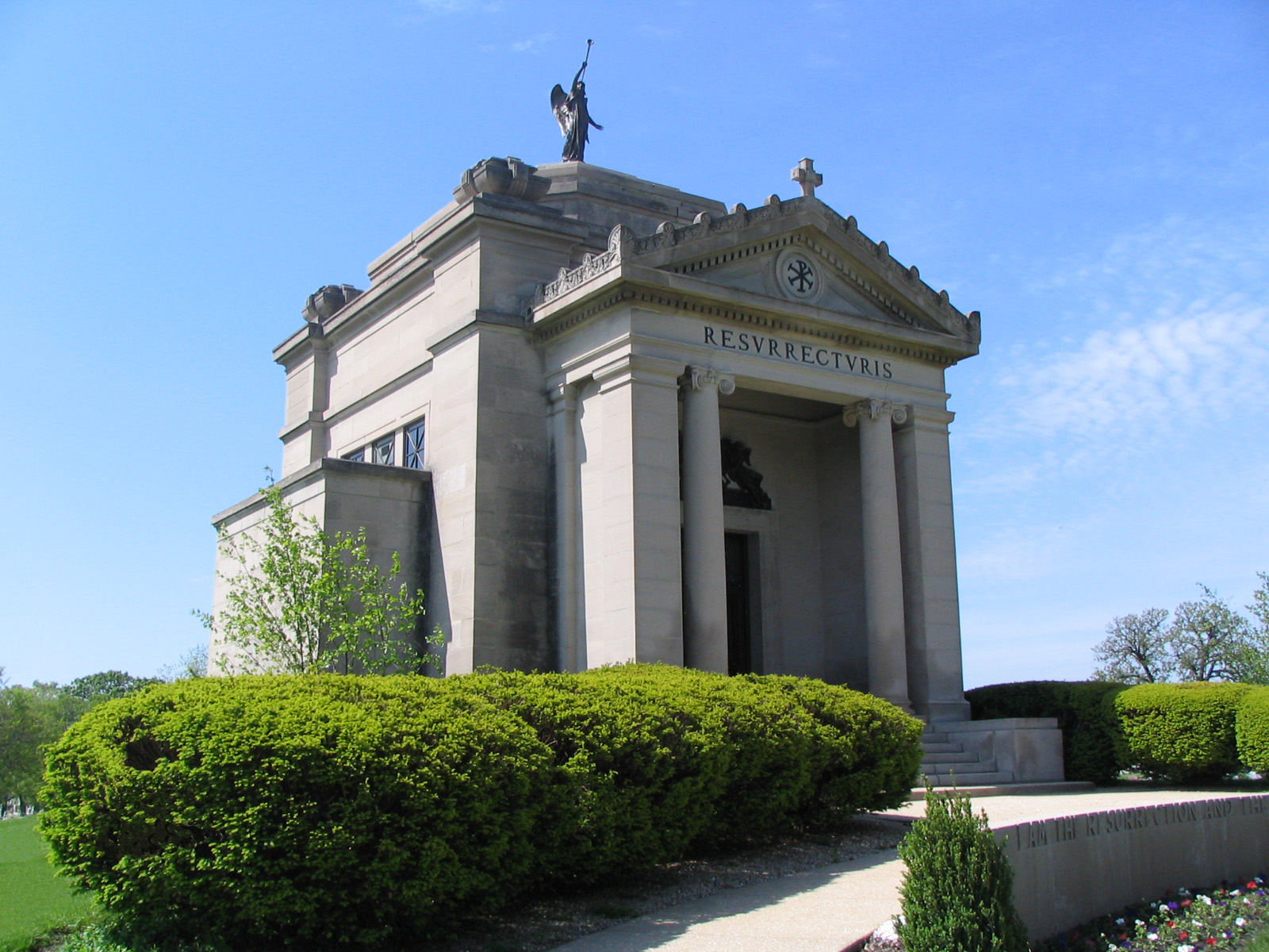 Mount Carmel Catholic Cemetery cemetery grounds and headstones
