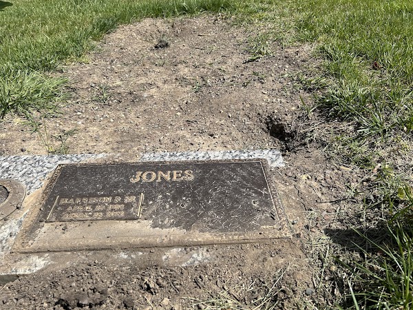 Mount Comfort Cemetery grounds