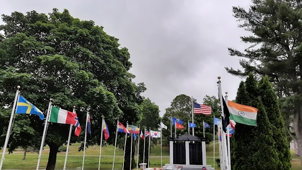 Mount Hope Cemetery grounds