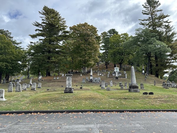 Mount Hope Cemetery grounds