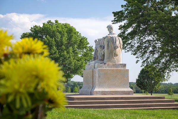 Mount Hope Cemetery, Funeral Chapel & Reception Center grounds