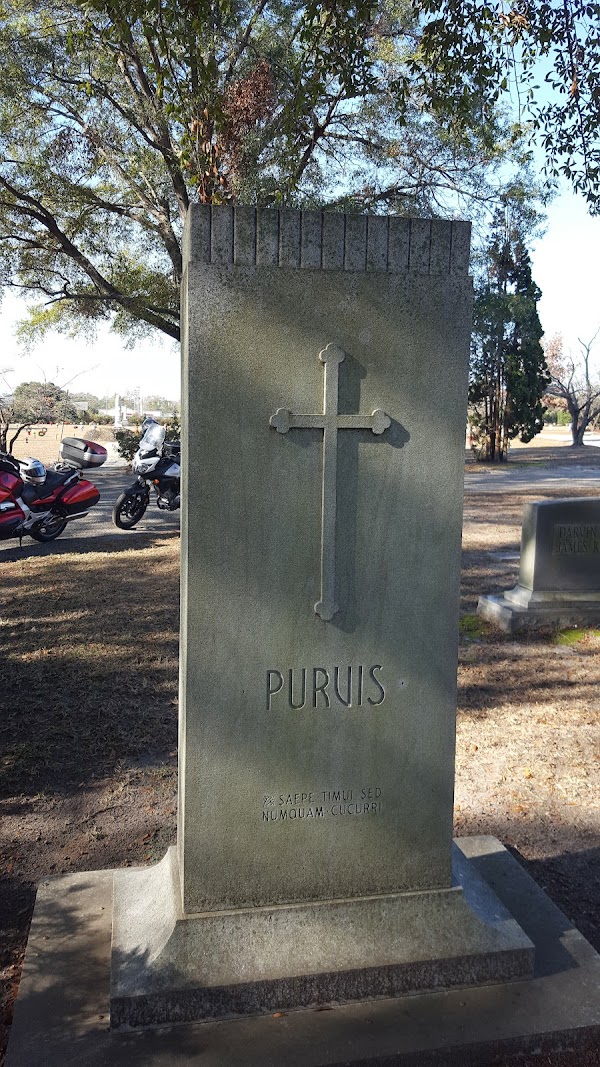 Mount Hope Cemetery & Mausoleum grounds
