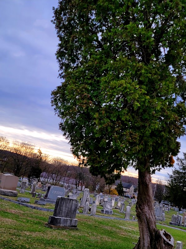 Mount Lebanon Cemetery grounds