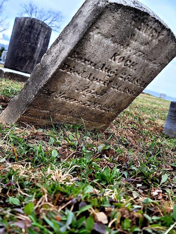 Mount Lebanon Cemetery grounds
