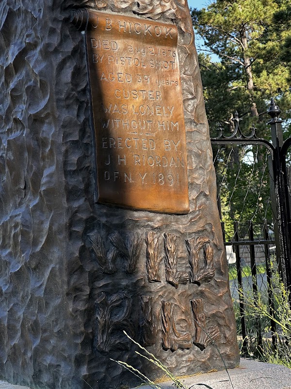 Mount Moriah Cemetery grounds