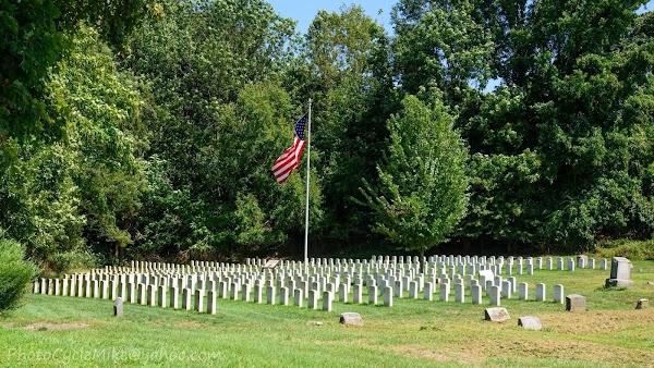 Mount Moriah Cemetery grounds