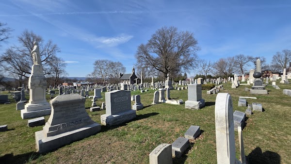 Mount Olivet Cemetery grounds