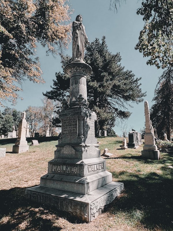 Mount Olivet Cemetery grounds