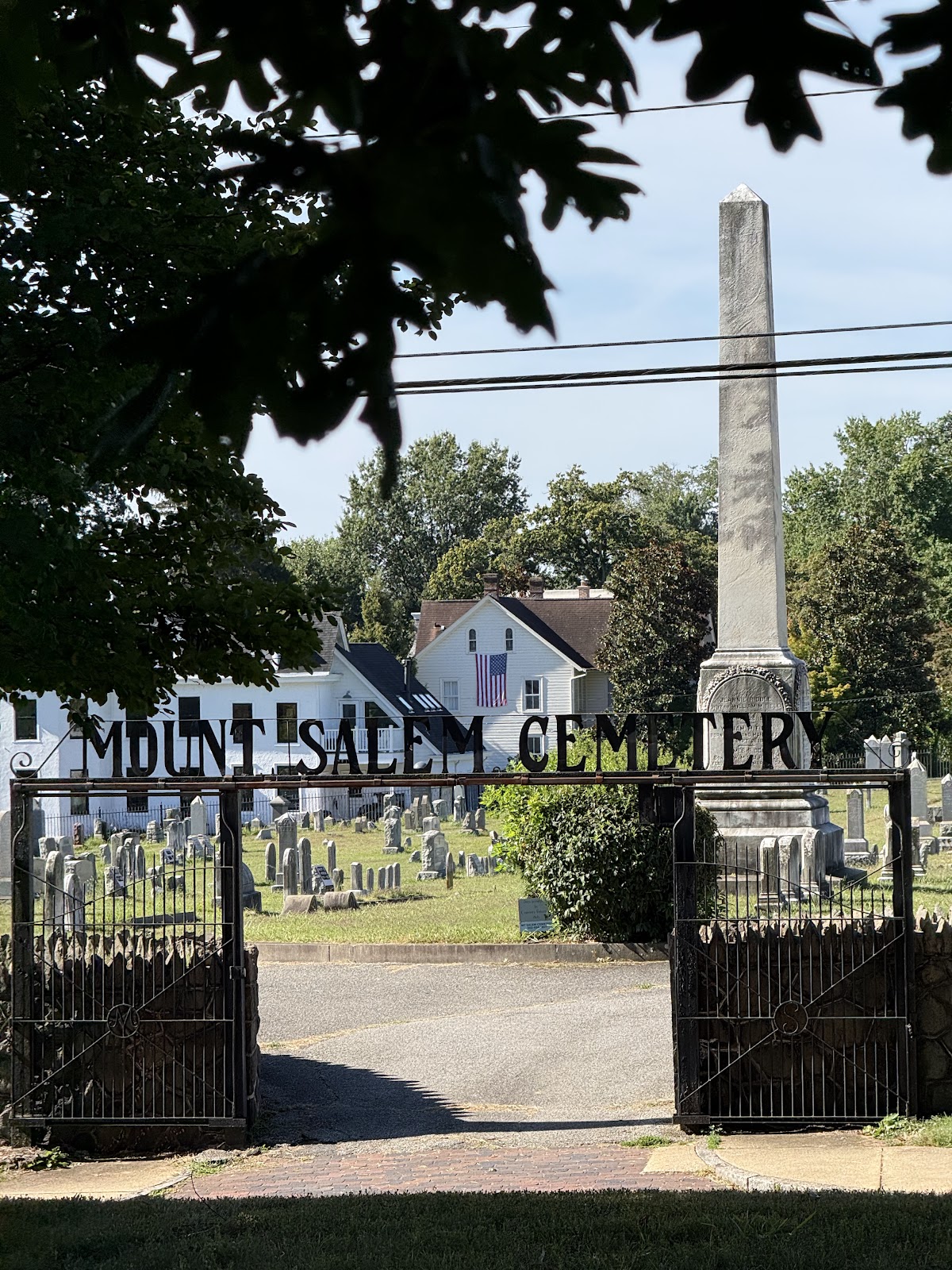 Mount Salem Cemetery headstone and grounds