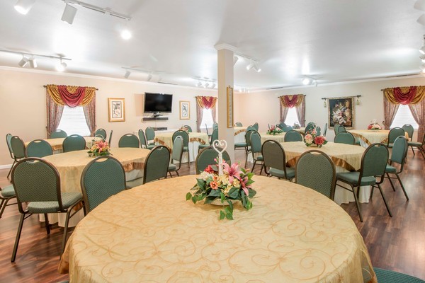 Mount Vernon Memorial Park & Mortuary grounds
