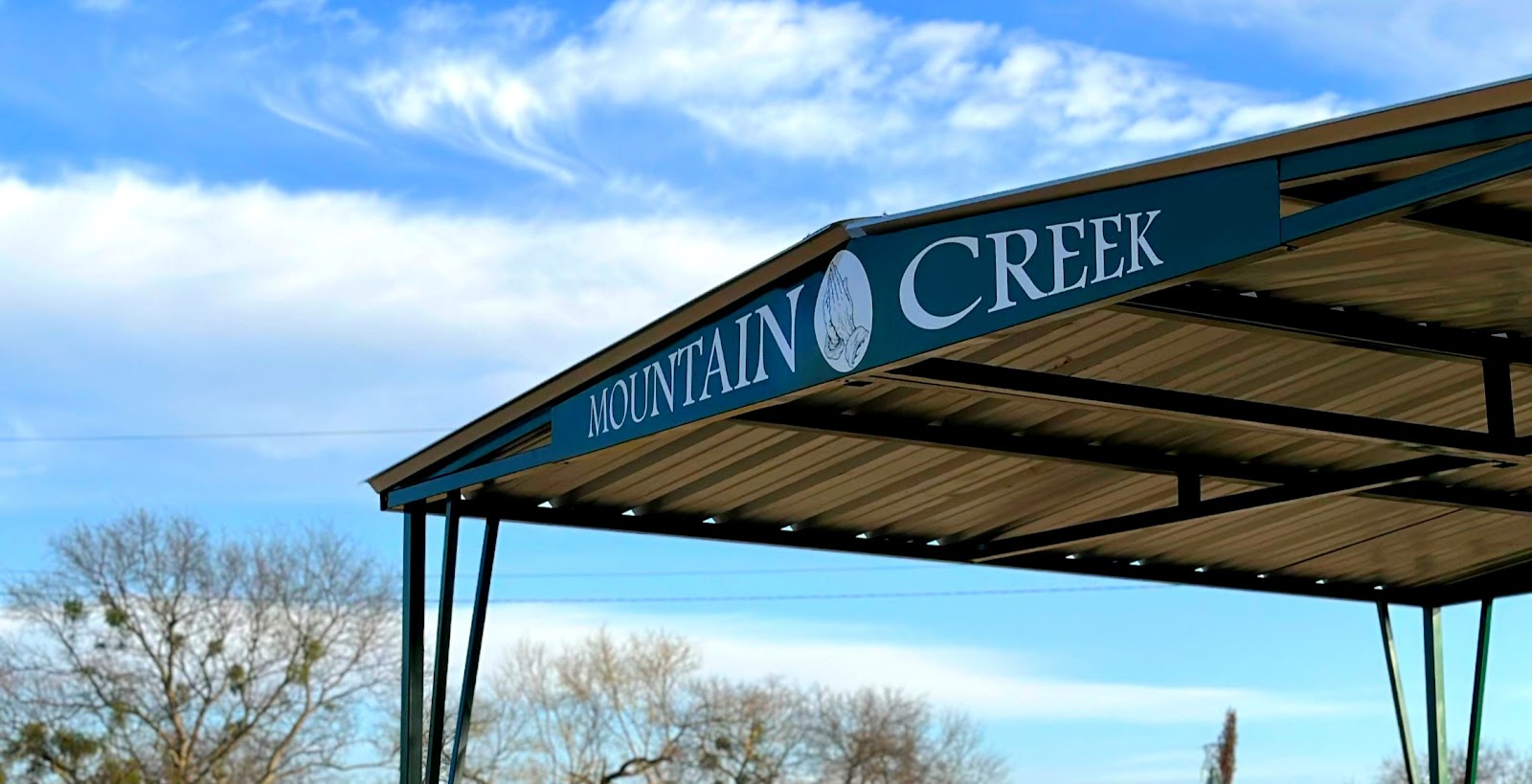 Mountain Creek Cemetery cemetery grounds and headstones