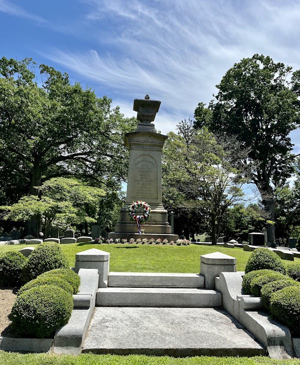 Mountain Grove Cemetery Assn grounds