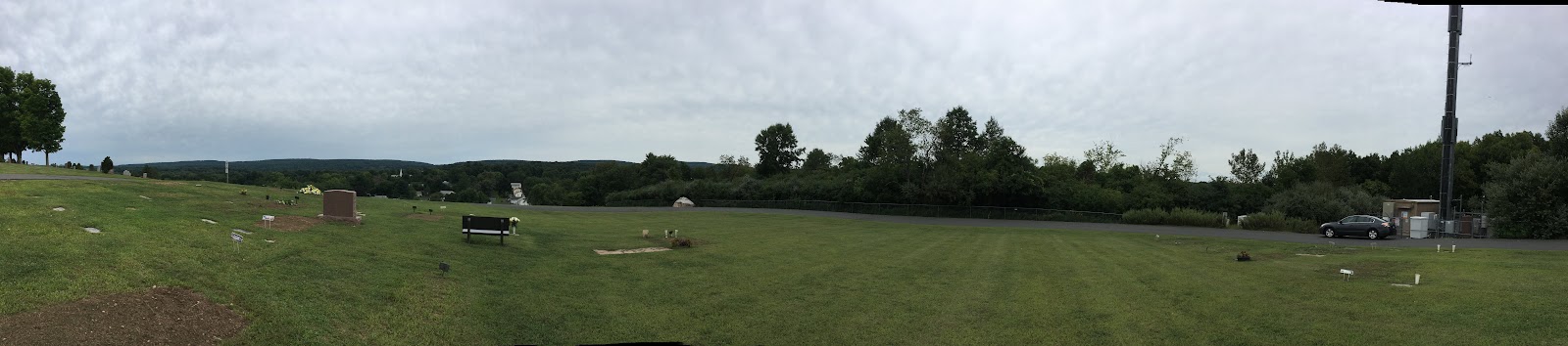 Mountain View Cemetery cemetery grounds and headstones