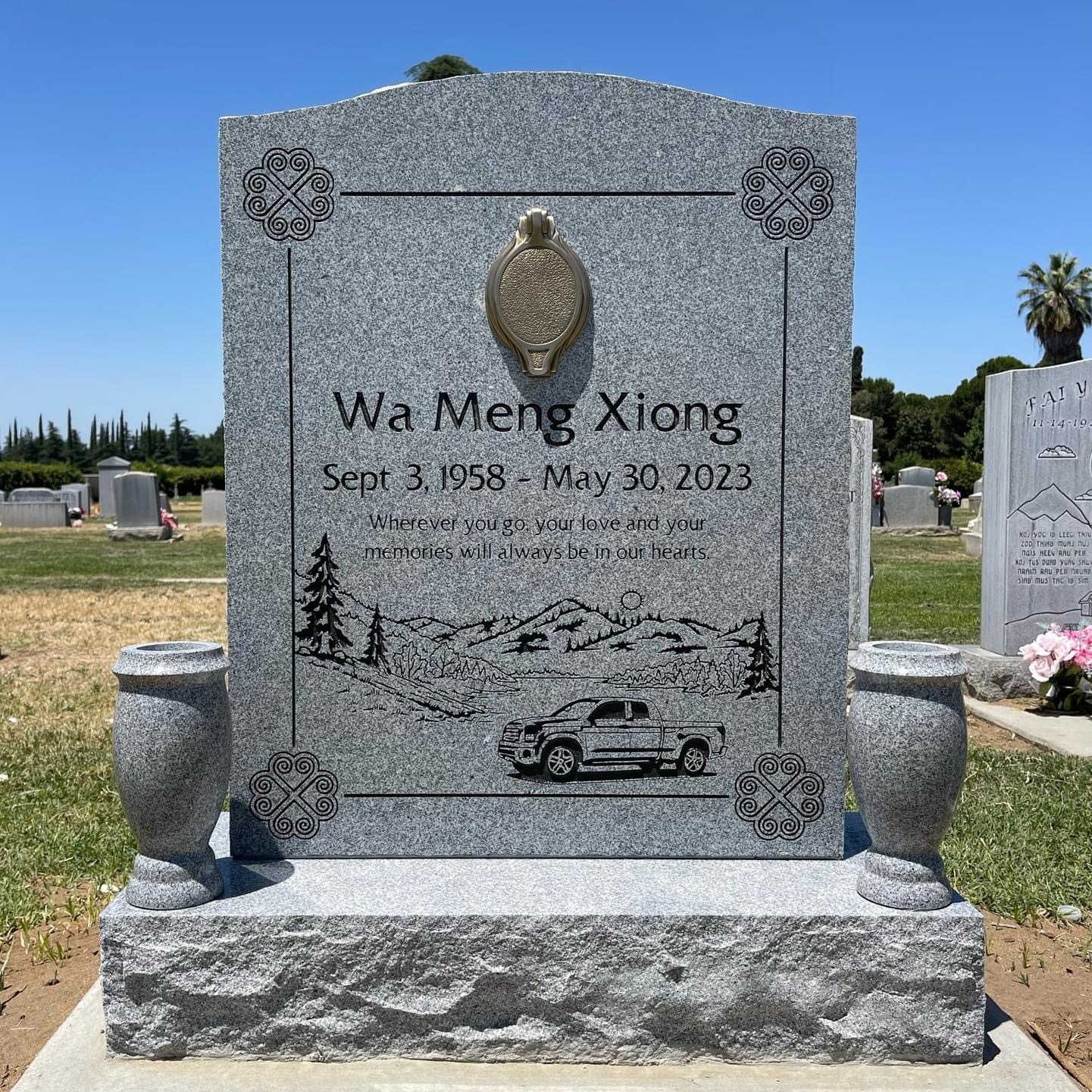 Mountain View Cemetery cemetery grounds and headstones