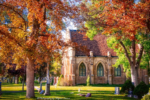 Mountain View Cemetery grounds