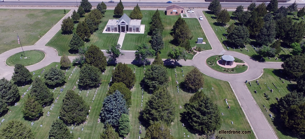 Mountain View Cemetery cemetery grounds and headstones