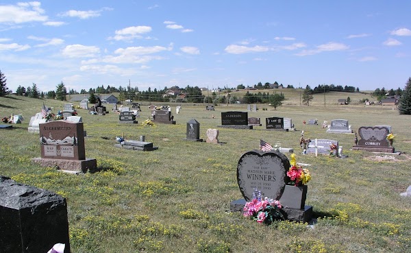 Mountain View Memorial Park grounds