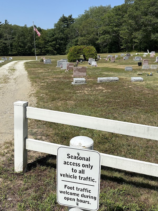 Mountainside Cemetery grounds