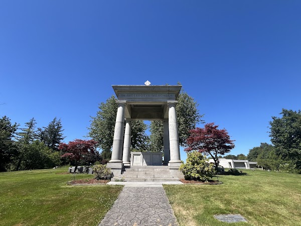 Mt. Calvary Catholic Cemetery grounds