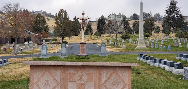 Mt Calvary Catholic Cemetery grounds
