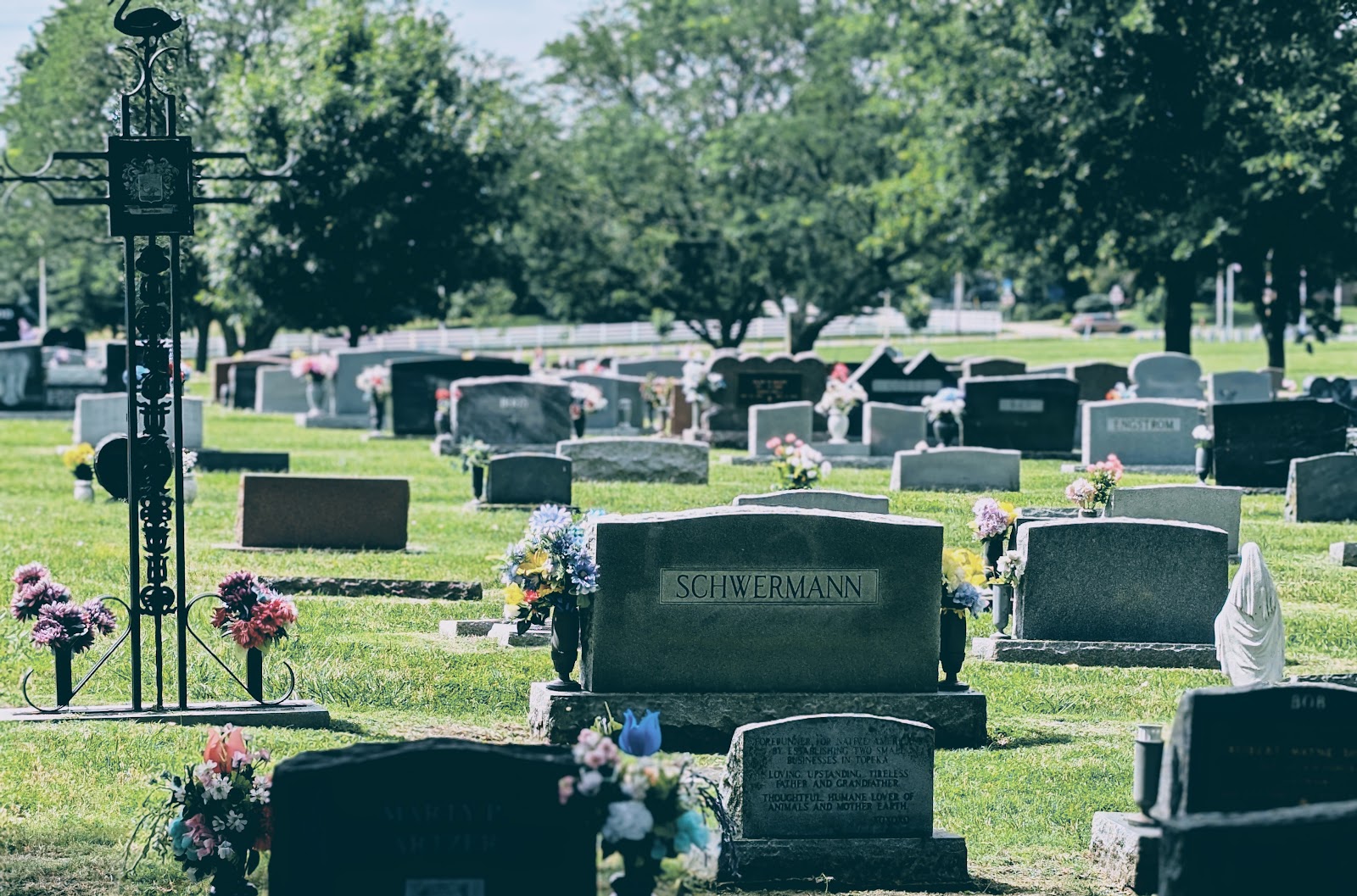 Mt. Calvary Catholic Cemetery cemetery grounds and headstones