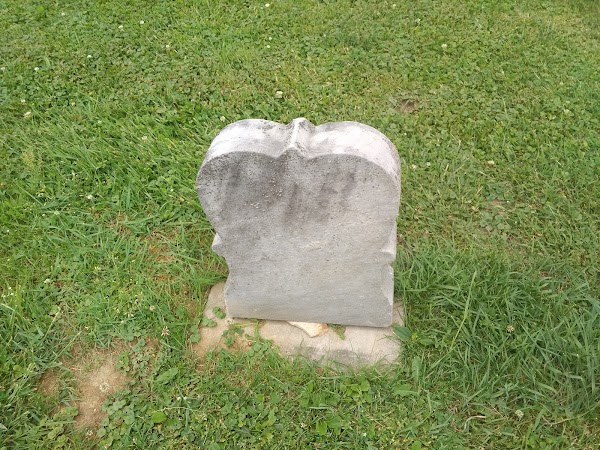 Mt Calvary Cemetery grounds
