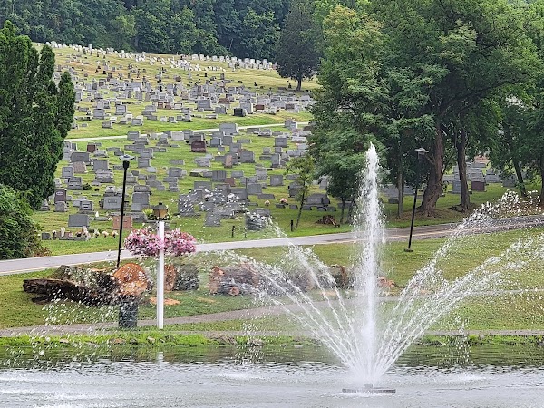 Mt Calvary Cemetery grounds