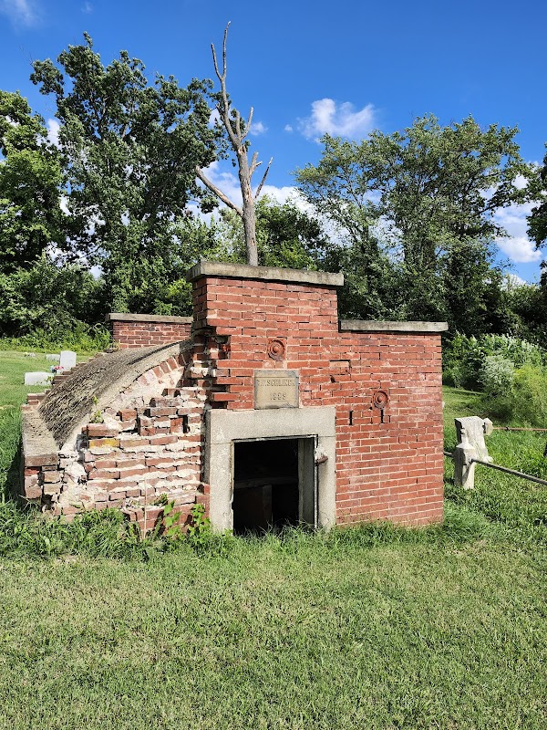 Mt Carmel Cemetery grounds