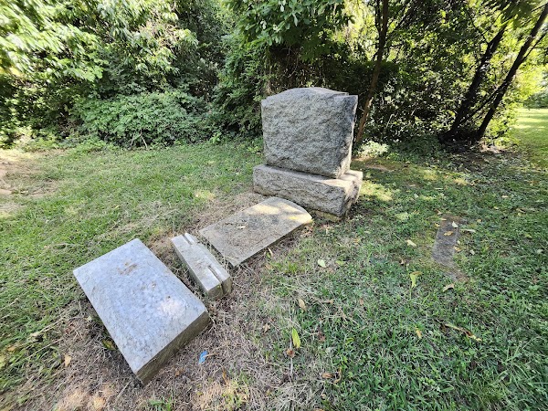 Mt Carmel Cemetery grounds