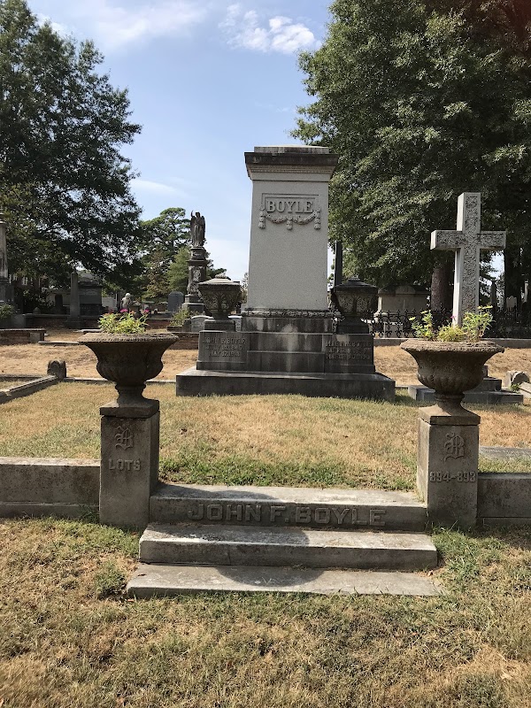 Mt. Holly Cemetery grounds