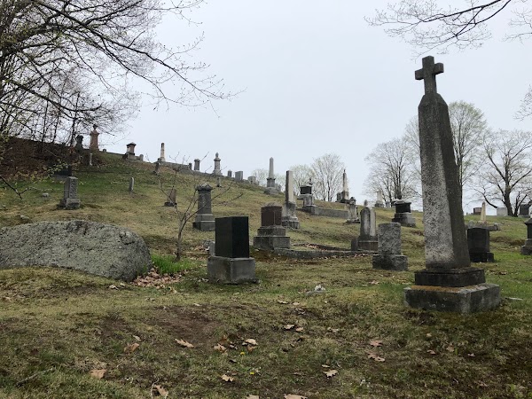 Mt Hope Cemetery grounds