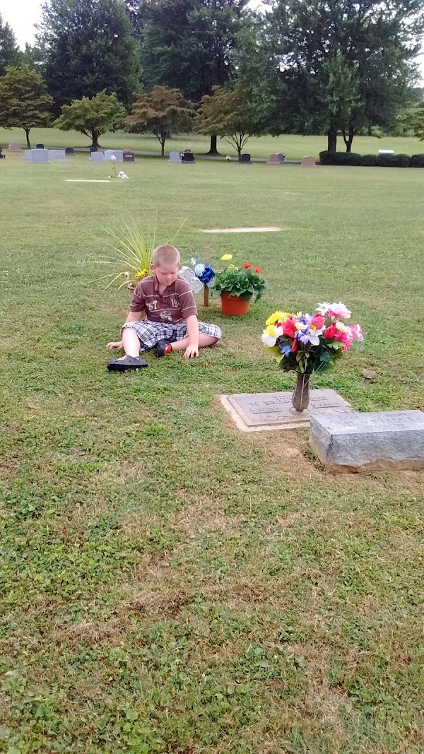 Mt Olivet Cemetery grounds