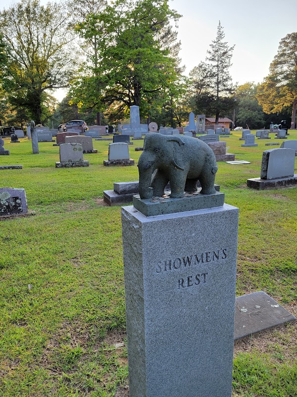 Mt Olivet Cemetery grounds