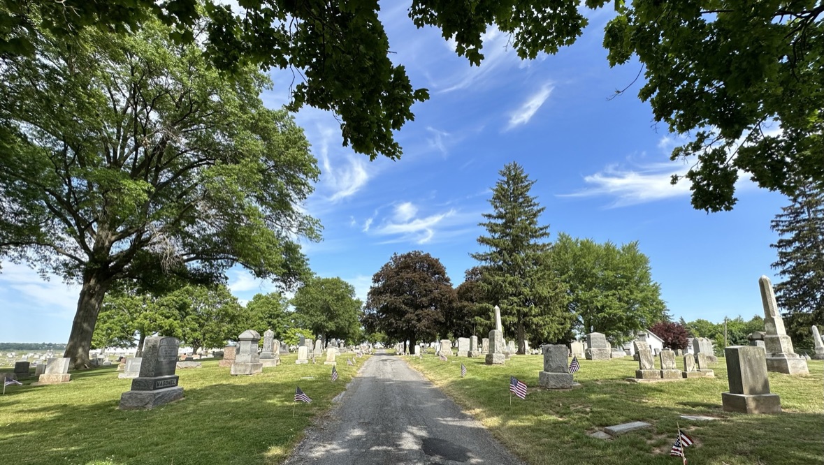 Mt Olivet Cemetery. New Cumberland, Pennsylvania cemetery grounds and headstones