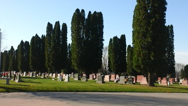 Mt Olivet Cemetery grounds